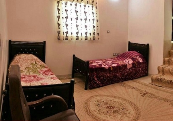 اتاق دو تخته تویین هتل باغ شهران یزد